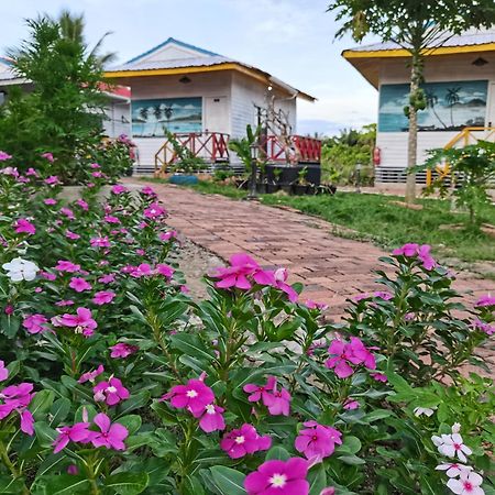 Shunde Palm Resort 仙本那顺德人家棕榈园 Kültér fotó